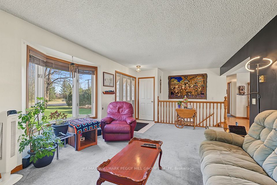 3346 McCarthy Drive, Clearview, ON L0M 1N0 6