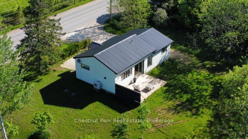 Detached at 7965 COUNTY ROAD 9, Clearview, ON L0M 1S0
