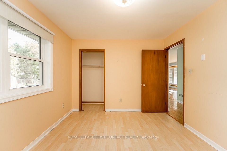 224 Christopher Street, Clearview, ON L0M 1S0 23