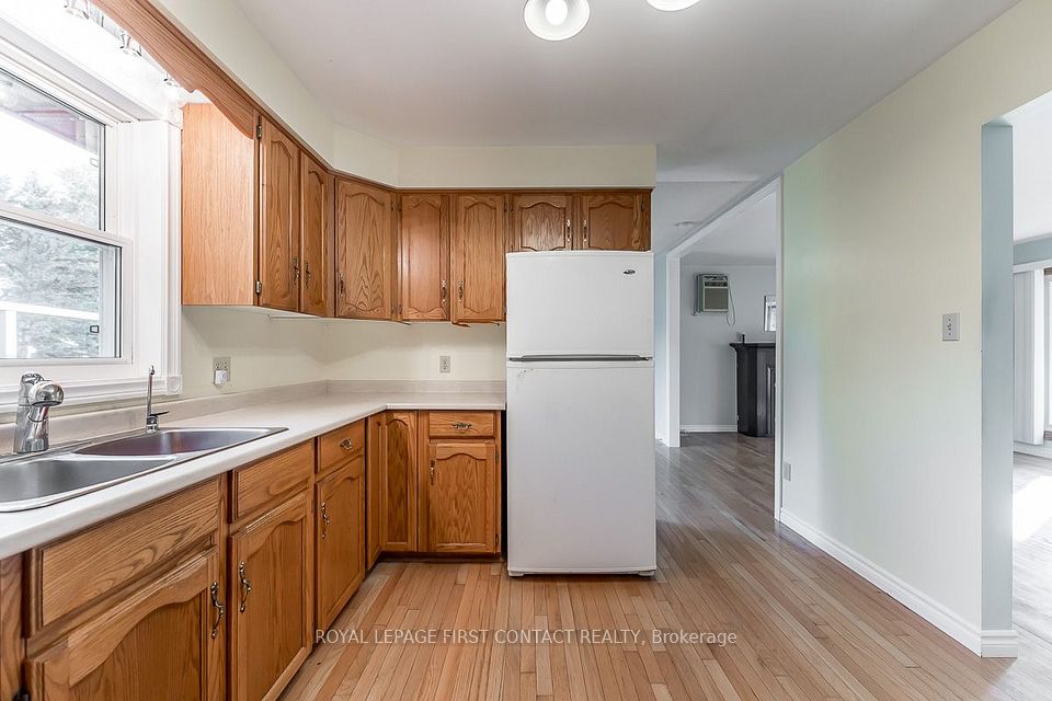 224 Christopher Street, Clearview, ON L0M 1S0 13