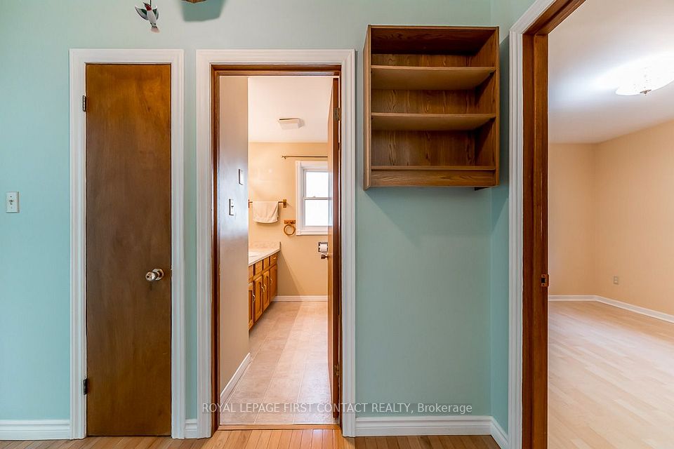224 Christopher Street, Clearview, ON L0M 1S0 24