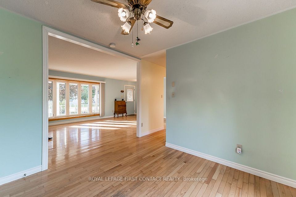 224 Christopher Street, Clearview, ON L0M 1S0 15