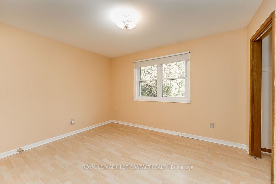224 Christopher Street, Clearview, ON L0M 1S0 22