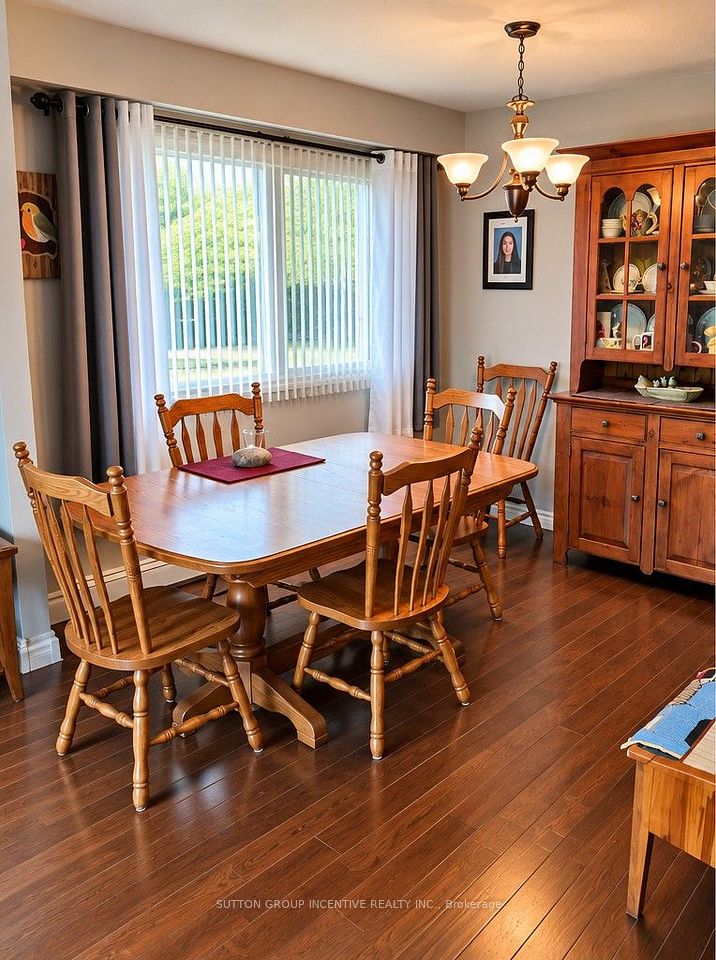 28 MELVILLE Street, Clearview, ON L0M 1P0 8