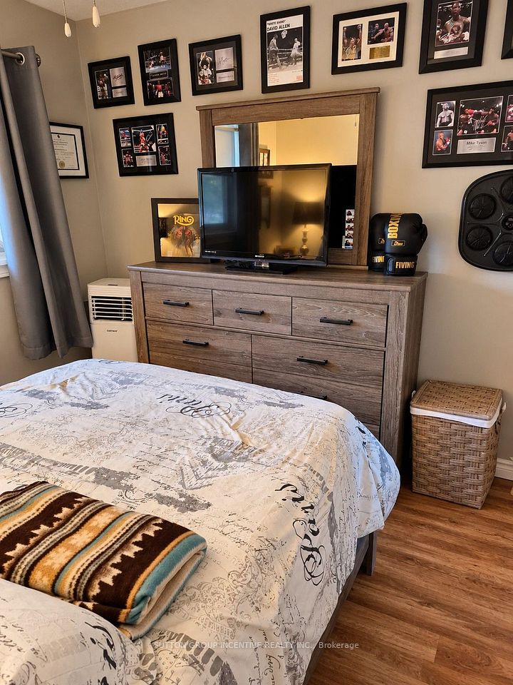 28 MELVILLE Street, Clearview, ON L0M 1P0 15