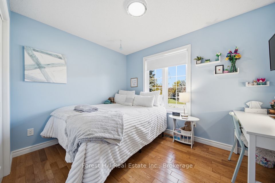 31 MCKEAN Boulevard, Clearview, ON L0M 1P0 17
