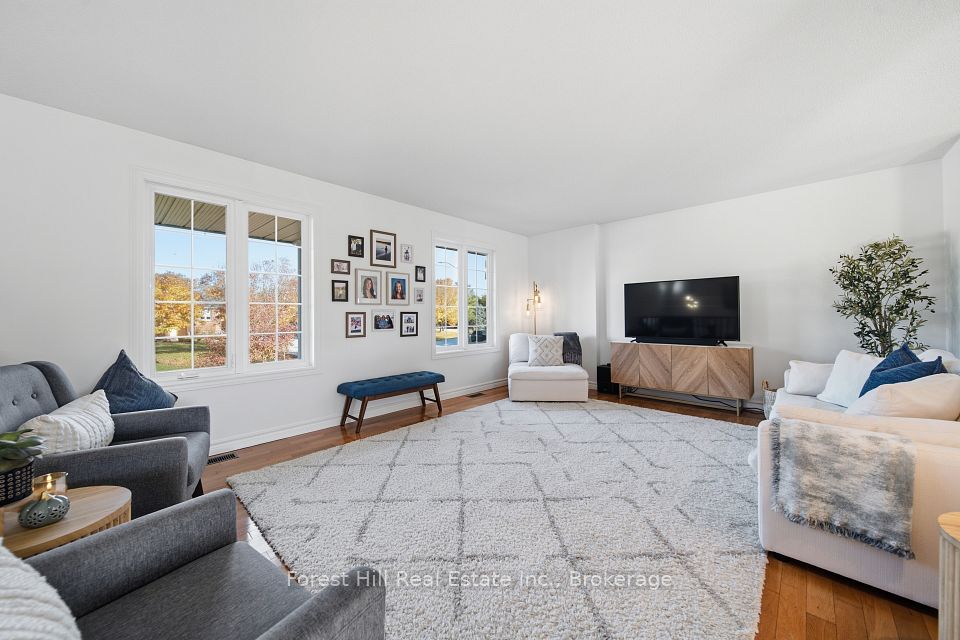 31 MCKEAN Boulevard, Clearview, ON L0M 1P0 9