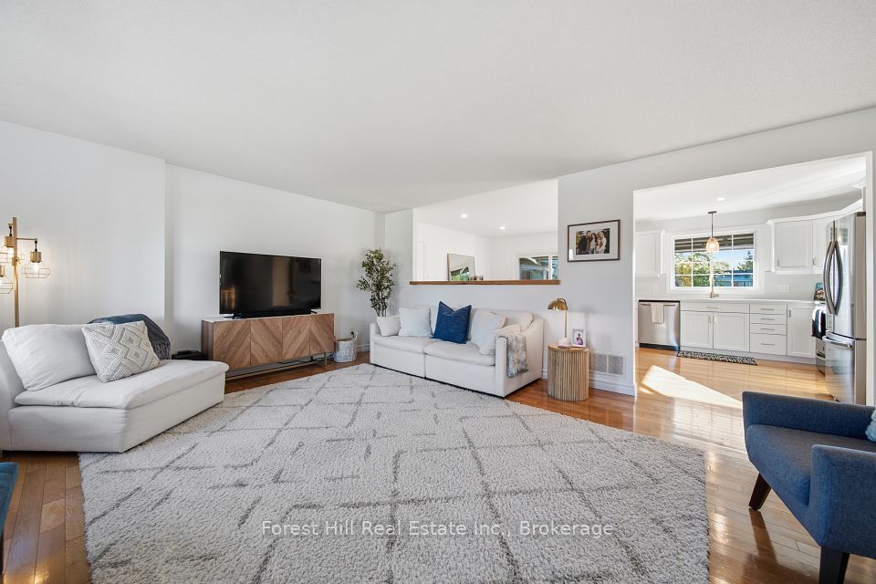 31 MCKEAN Boulevard, Clearview, ON L0M 1P0 8