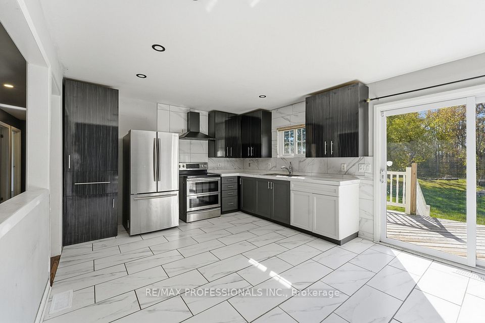 120 Switzer Street, Clearview, ON L0M 1N0 7