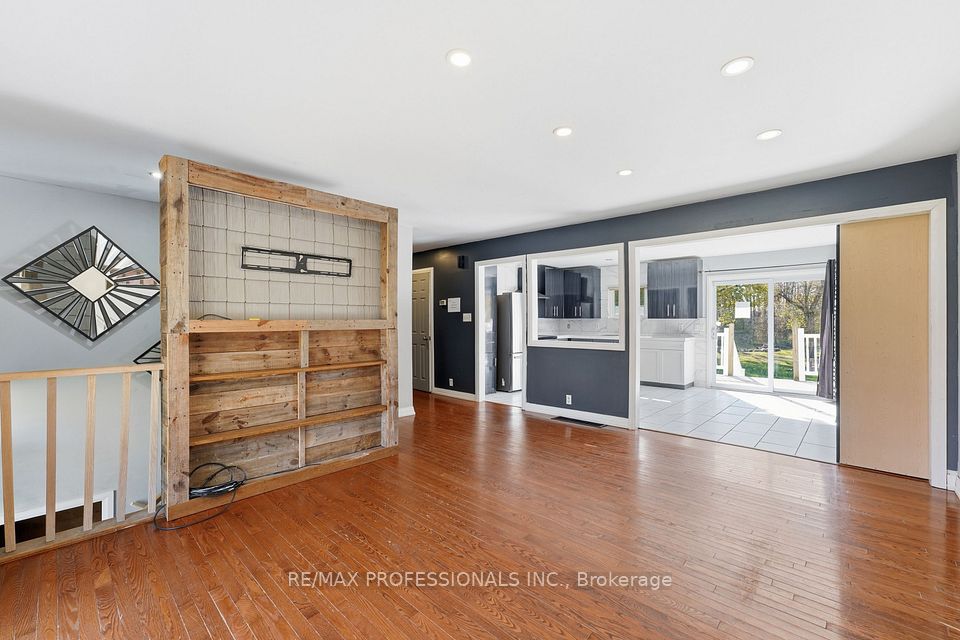 120 Switzer Street, Clearview, ON L0M 1N0 11