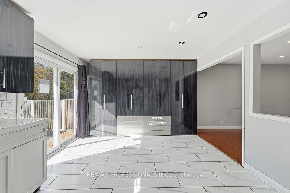 120 Switzer Street, Clearview, ON L0M 1N0 9