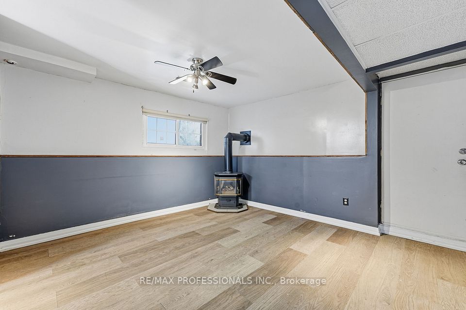 120 Switzer Street, Clearview, ON L0M 1N0 19