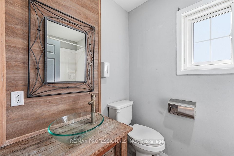 120 Switzer Street, Clearview, ON L0M 1N0 13