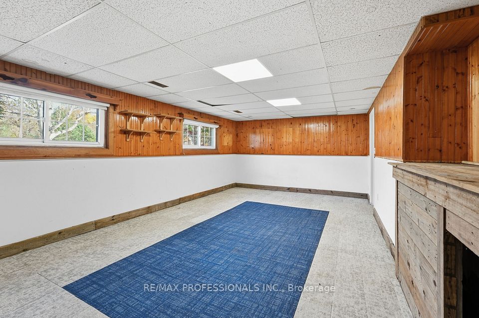 120 Switzer Street, Clearview, ON L0M 1N0 17