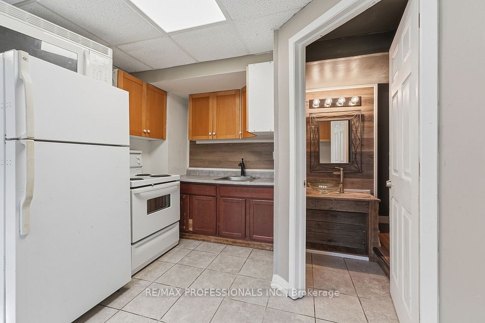 120 Switzer Street, Clearview, ON L0M 1N0 20