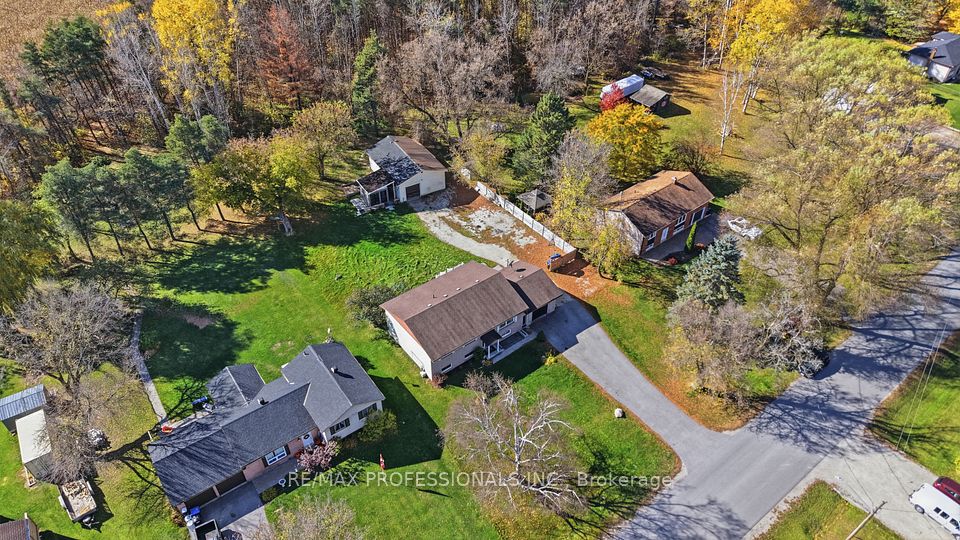 120 Switzer Street, Clearview, ON L0M 1N0 24