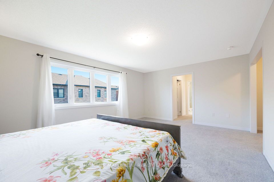 244 Warden Street, Clearview, ON L0M 1S0 24