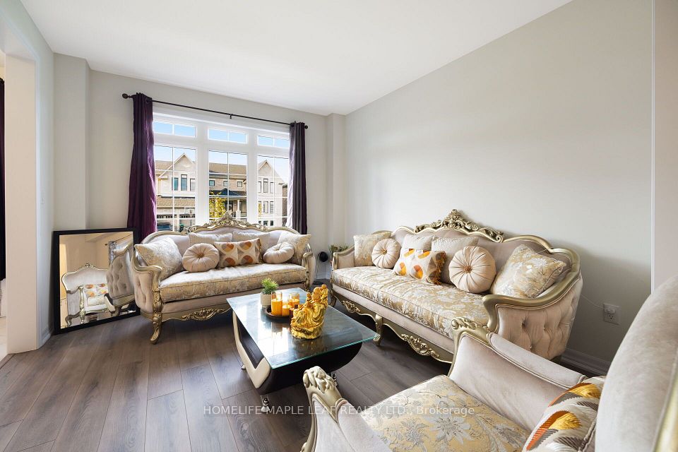 244 Warden Street, Clearview, ON L0M 1S0 8