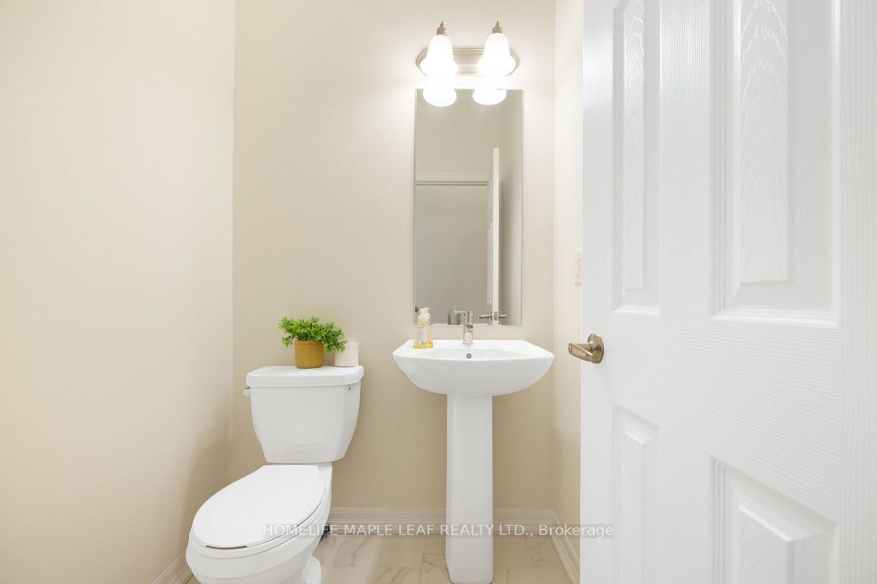 244 Warden Street, Clearview, ON L0M 1S0 21