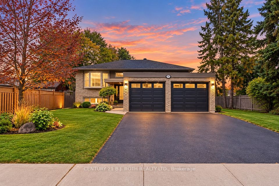 93 Grove Street E, Barrie, ON L4M 5G2