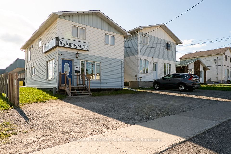 13 Avenue Road, Timmins, ON P4N 5C8