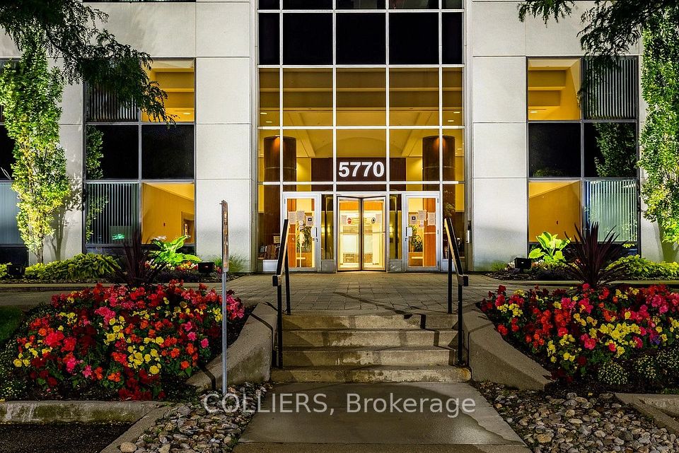 5770 Hurontario Street 905, Mississauga, ON L5R 3G5