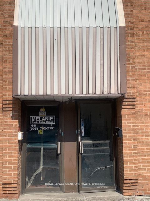 20 Melanie Drive 3+4, Brampton, ON L6K 4K9