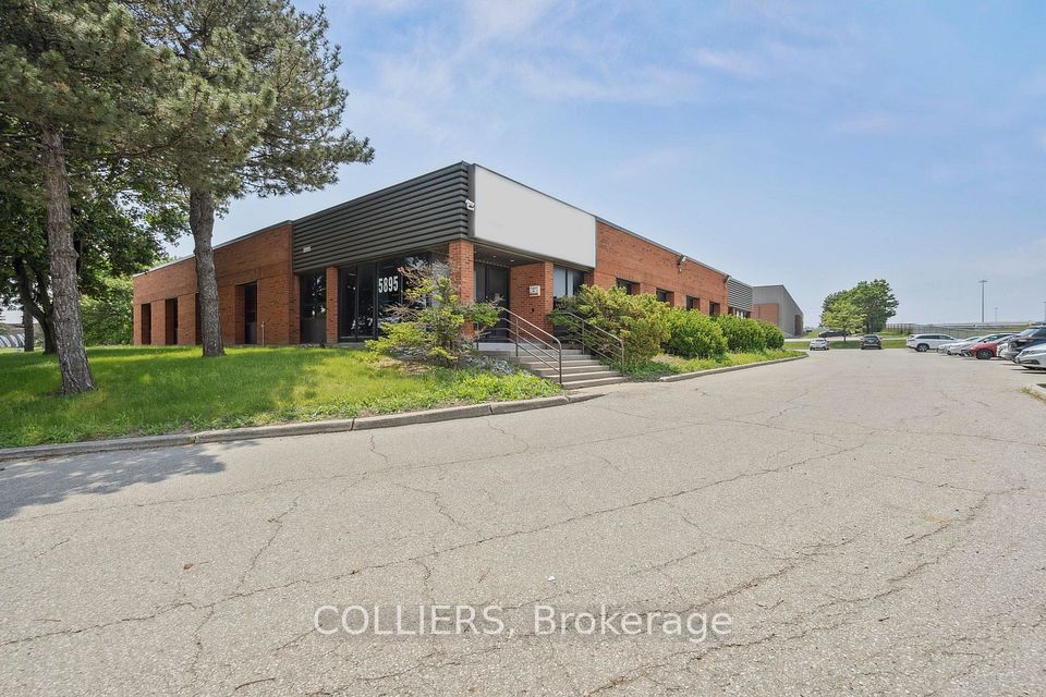 5895 Ambler Drive, Mississauga, ON L4W 5B7