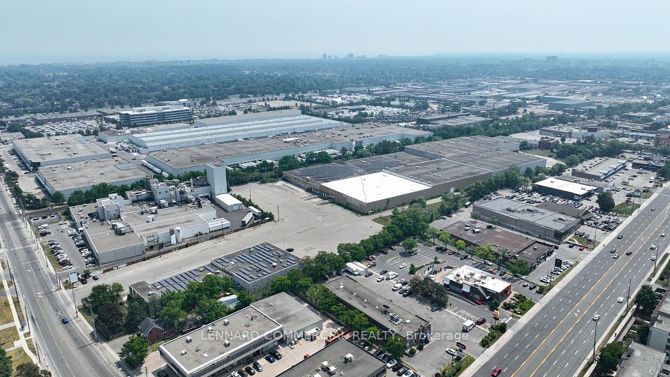 2550 Stanfield Road Opt 6, Mississauga, ON L4Y 1S2