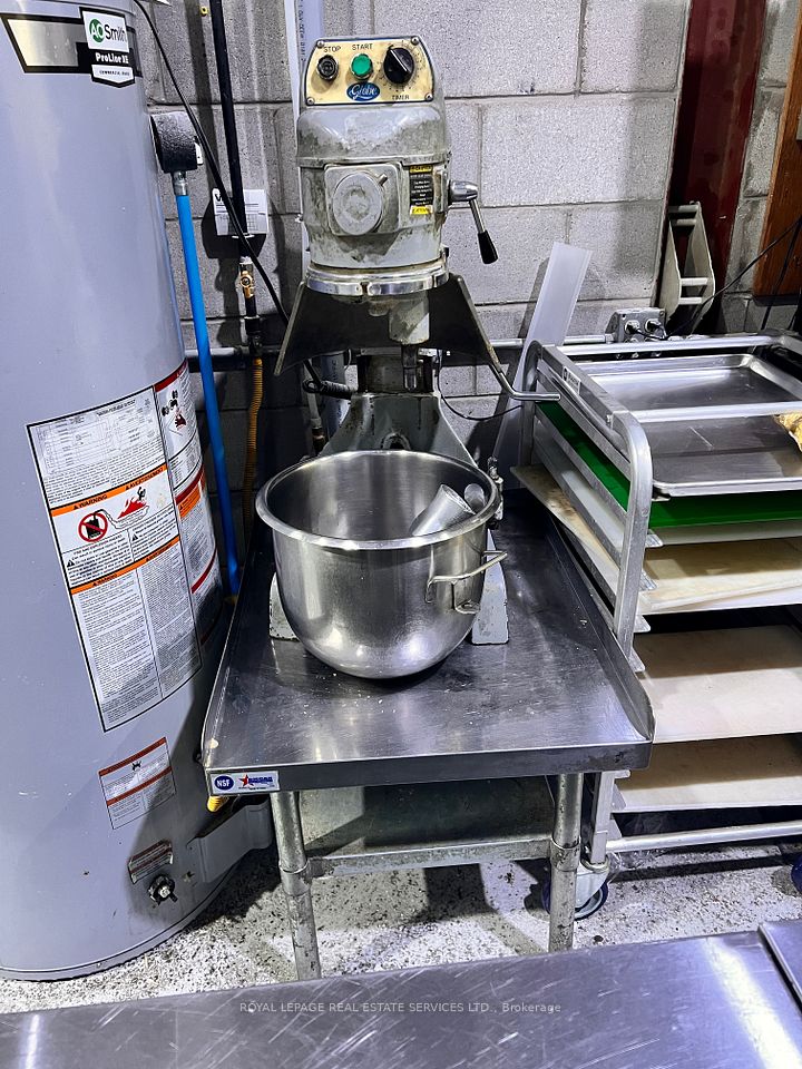 12 Bram Court 8, Brampton, ON L6W 3R6