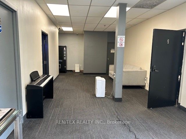 964 Westport Crescent 13, Mississauga, ON L5T 1S3