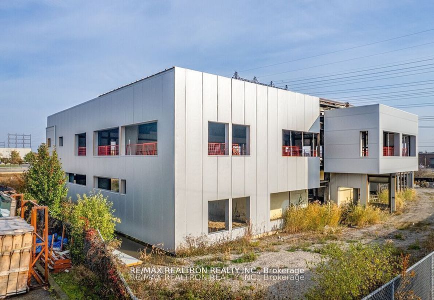 10 Vice Regent Boulevard, Toronto W10, ON M1H 2X7