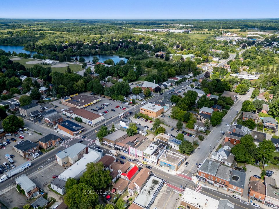 20 Mill Street E, Halton Hills, ON L7J 1G9