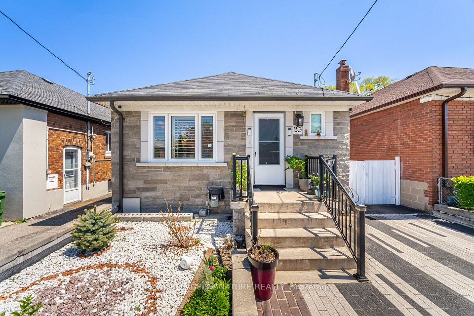 25 Handel Street, Toronto, ON M6N 4G2 at 25 Handel Street, Toronto, ON M6N 4G2, Toronto W03, ON, M6N 4G2
