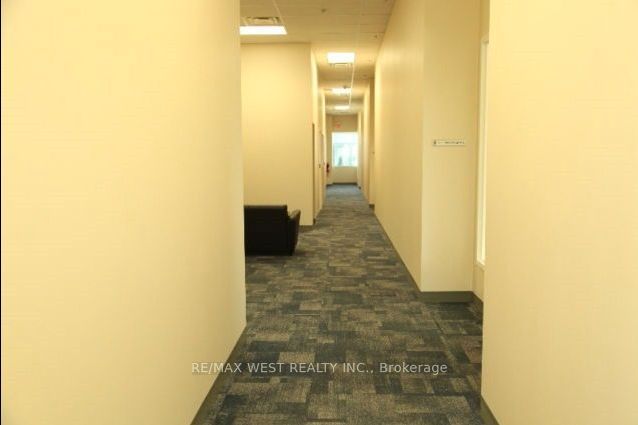 205 Export Boulevard W 1-3, Mississauga, ON L5S 1Z2