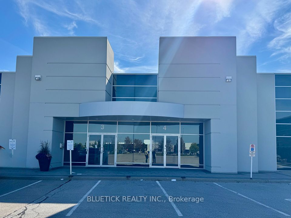 80 Courtneypark Drive W 3-4, Mississauga, ON L5W 0B3