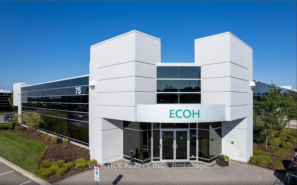 75 Courtneypark Drive W 2A, Mississauga, ON L5W 0E3