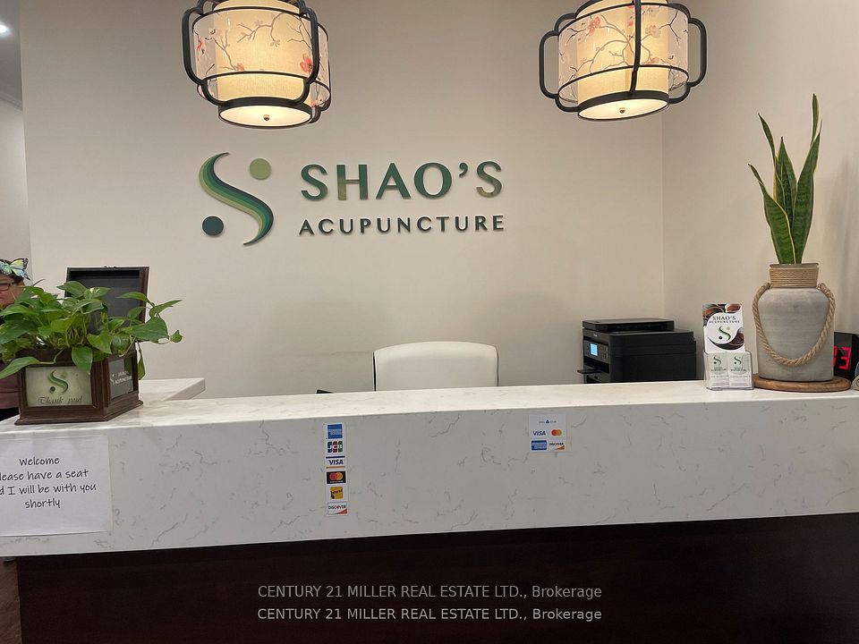 225 SPEERS Road 10, Oakville, ON L6K 2E9