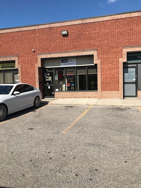 6790 Davand Drive 17, Mississauga, ON L5T 2G5