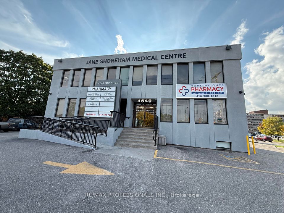 4640 Jane Street B1, Toronto W05, ON M3N 2K5