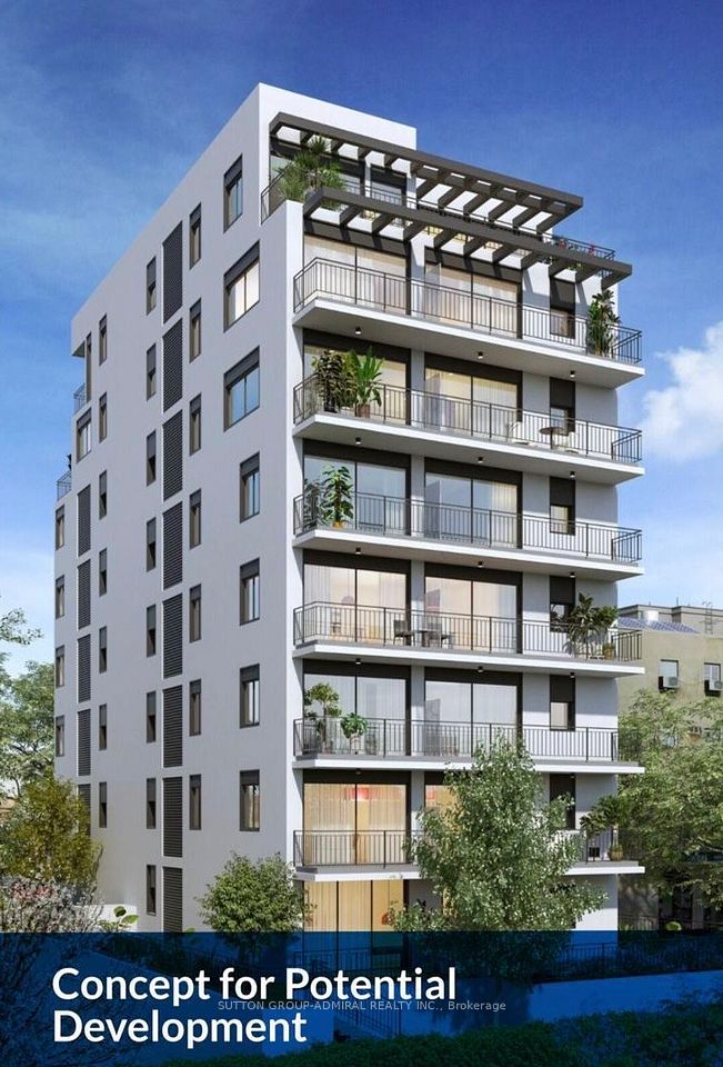 3585-3587 Eglinton Avenue W, Toronto W04, ON M6M 1V7