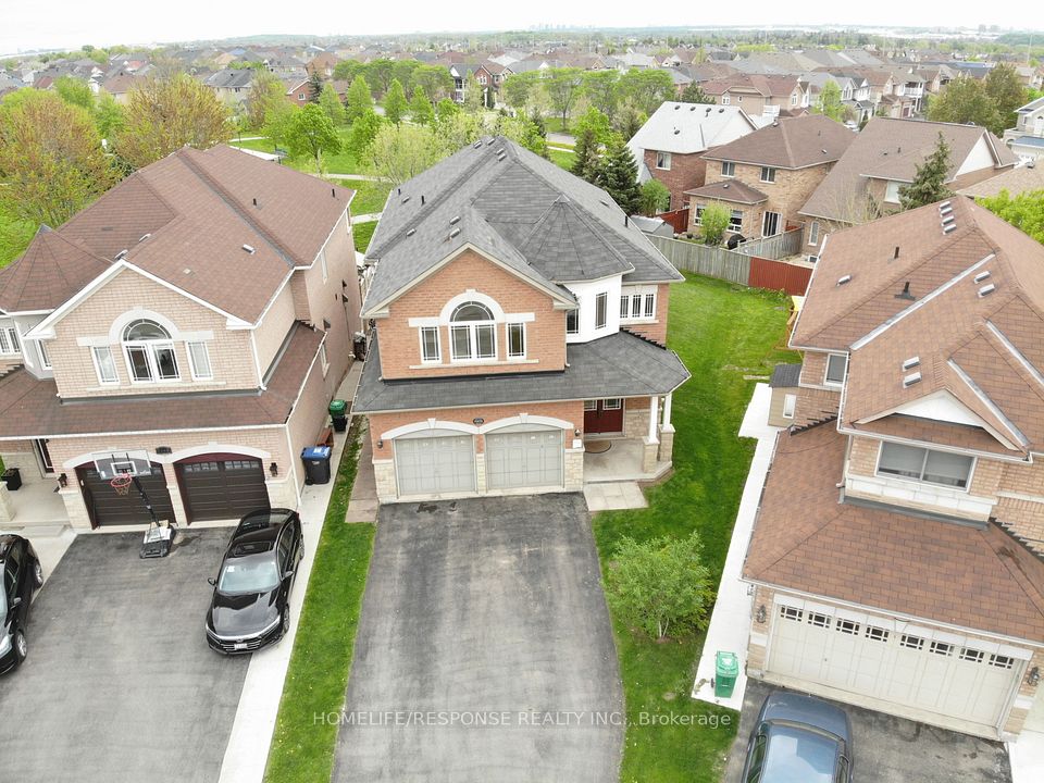 7272 MILANO Court, Mississauga, ON L5W 0A2 at 7272 MILANO Court, Mississauga, ON L5W 0A2, Mississauga, ON, L5W 0A2