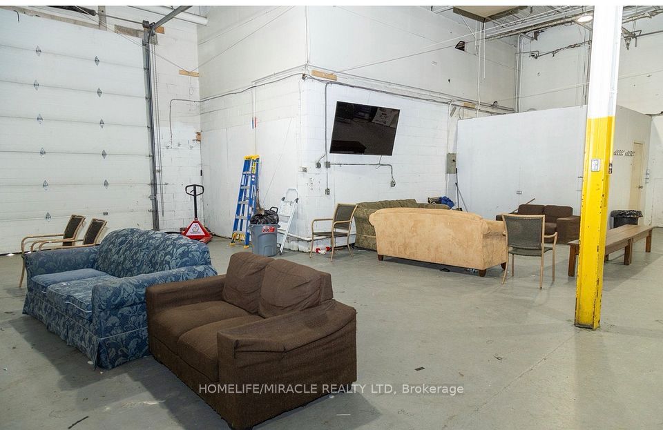 7289 Torbram Road, Mississauga, ON L4T 1G8