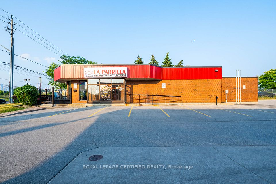 5025 Steeles Avenue W, Toronto W05, ON M9L 2X1