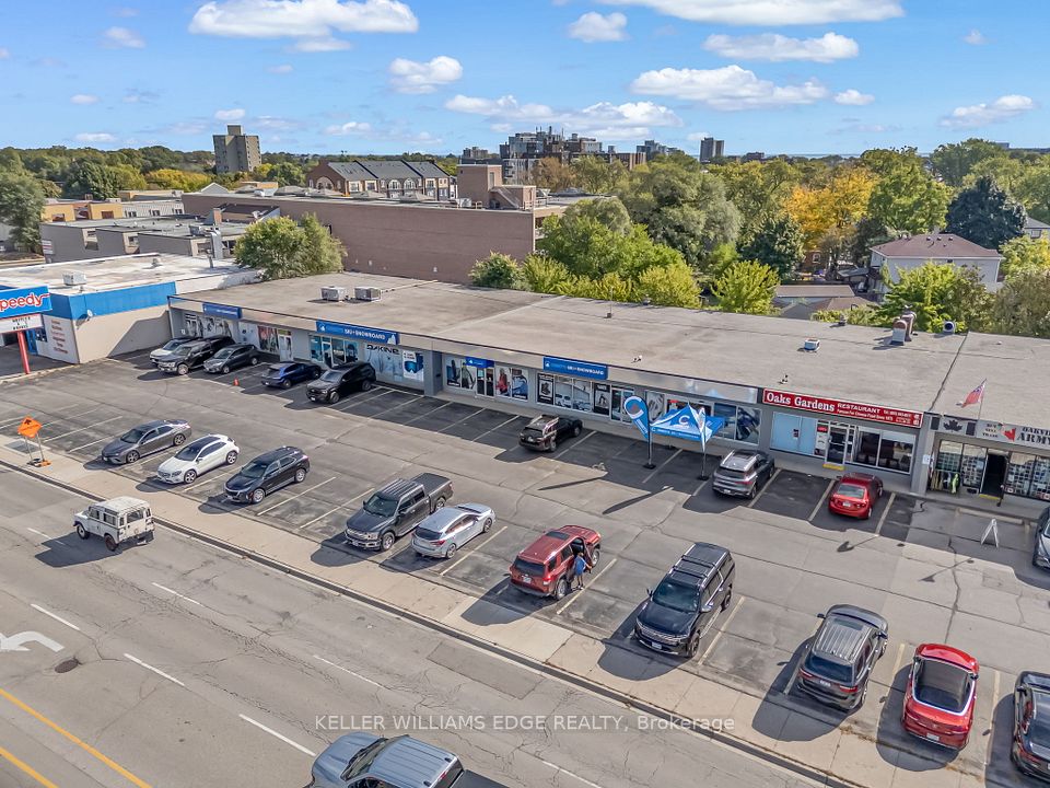 116-120 Speers Road, Oakville, ON L6K 2E7