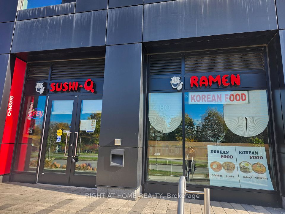 105 The Pond Road 80, Toronto W05, ON M3J 0K9