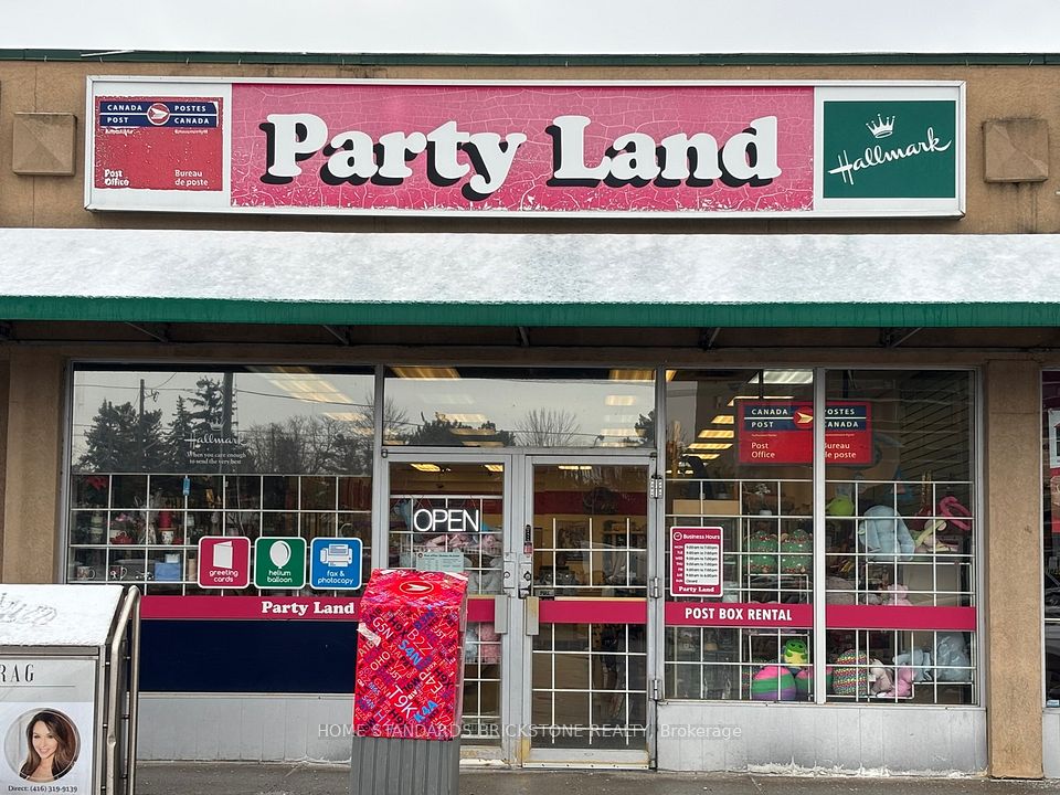 666 Burnhamthorpe Road 22, Toronto W08, ON M9C 2Z4