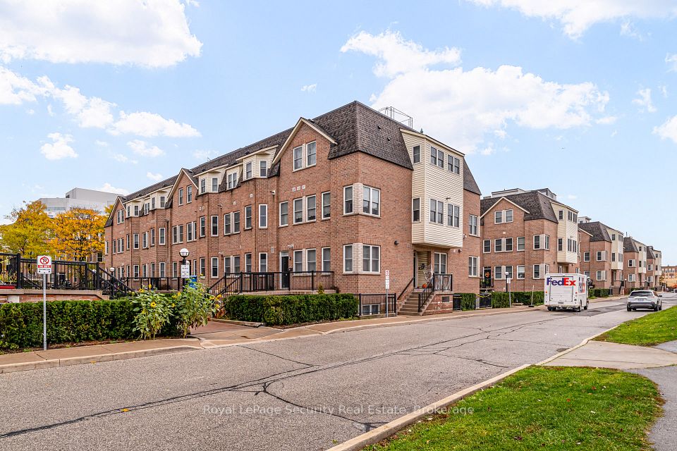 760 Lawrence Avenue W 137, Toronto, ON M6A 3E7 at 760 Lawrence Avenue W 137, Toronto, ON M6A 3E7, Toronto W04, ON, M6A 3E7