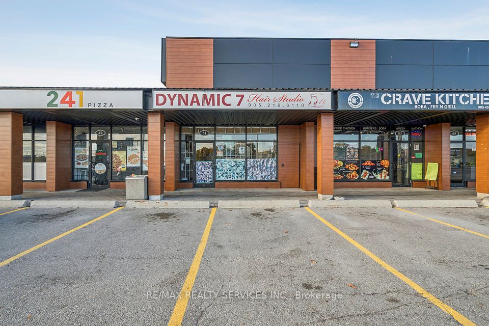 51 Kennedy Road N, Brampton, ON L6V 1X6