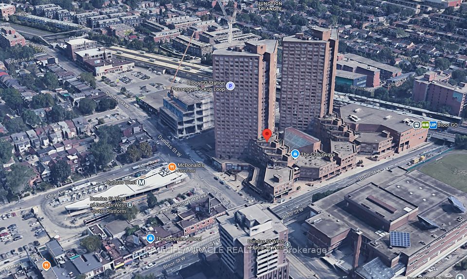 2340 Dundas Street W G11, Toronto W02, ON M6P 4A9